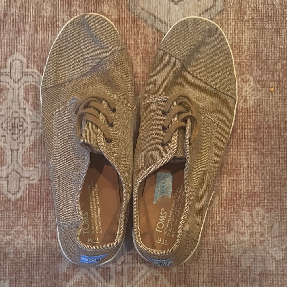 TOMS Brown Casual Sneakers